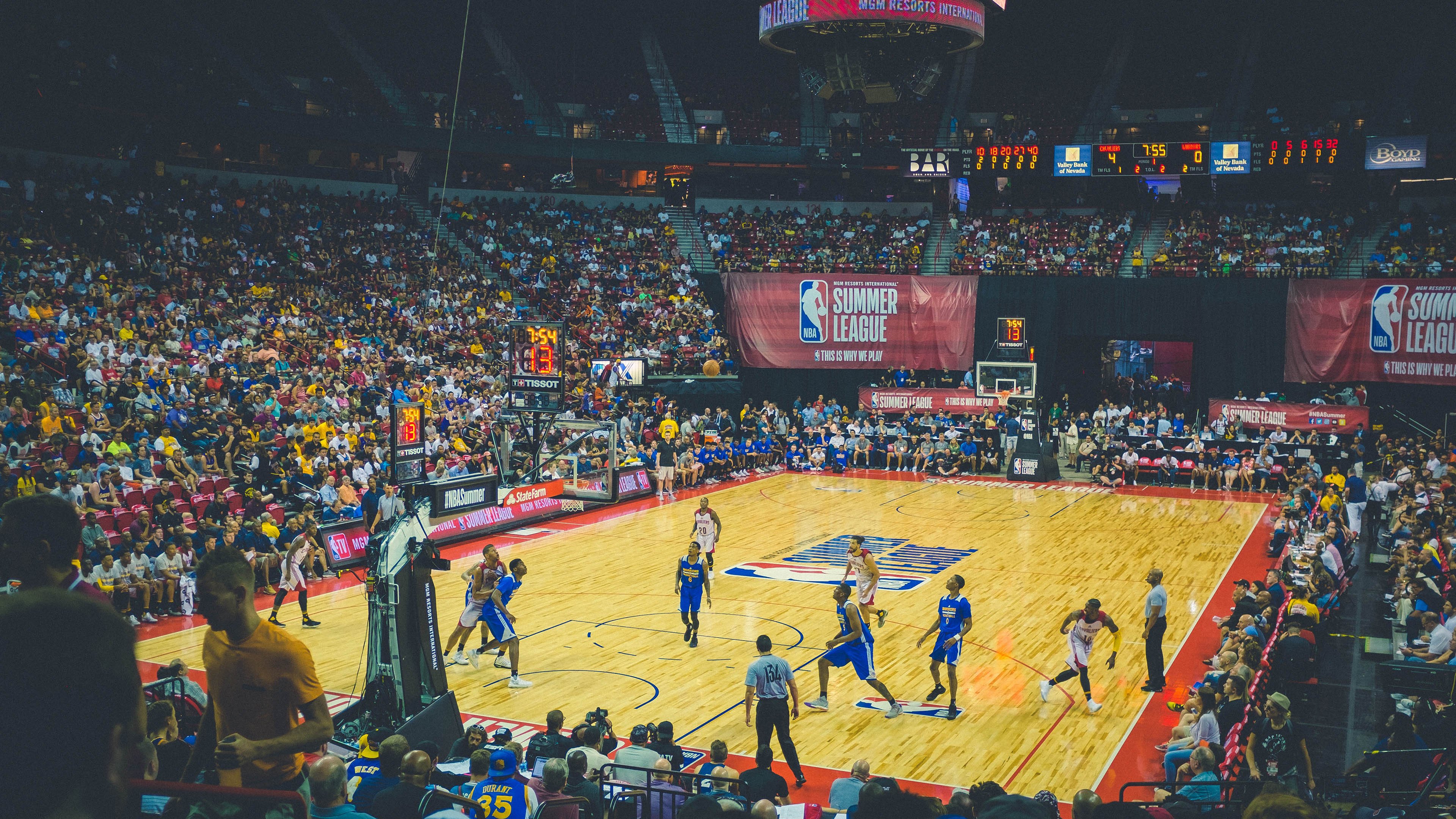 青训“科技赋能”创新项目引领行业新风潮，提升青少年技术水平